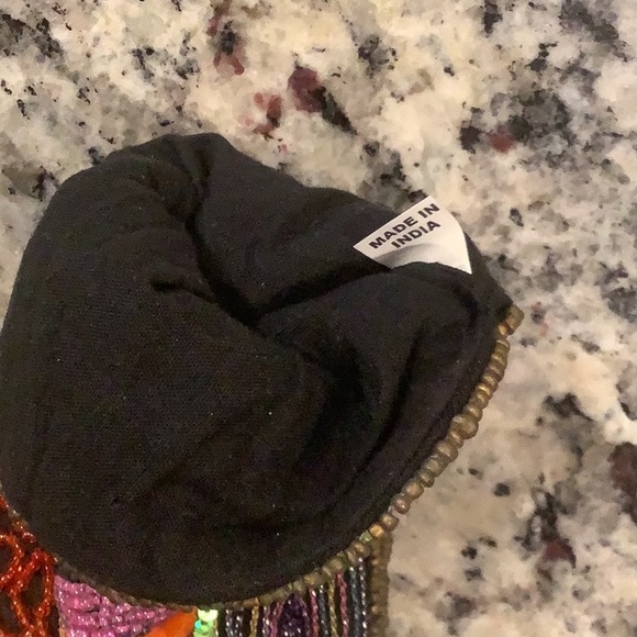 Beaded Glasses Case - Picture 3 of 3